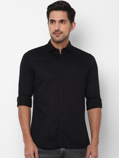 

Solly Jeans Co. Men Black Regular Fit Solid Casual Shirt