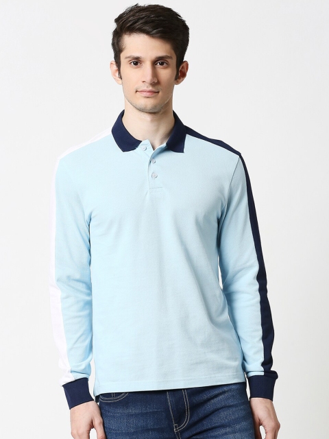 

Bewakoof Men Blue Solid Polo Collar T-shirt