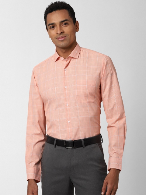 

Peter England Men Orange Regular Fit Checked Casual Shirt