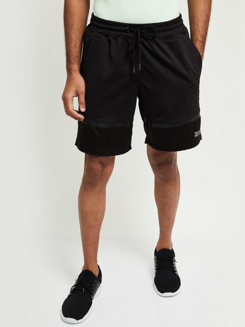 

max Men Black Solid Regular Shorts