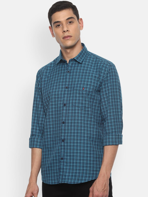 

Louis Philippe Sport Men Blue & White Slim Fit Checked Semiformal Shirt
