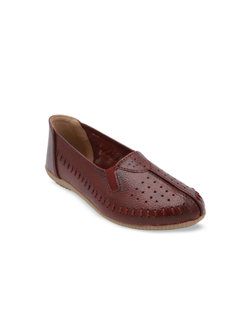 

Jazzy Juniors Girls Maroon Textured Leather Ballerinas