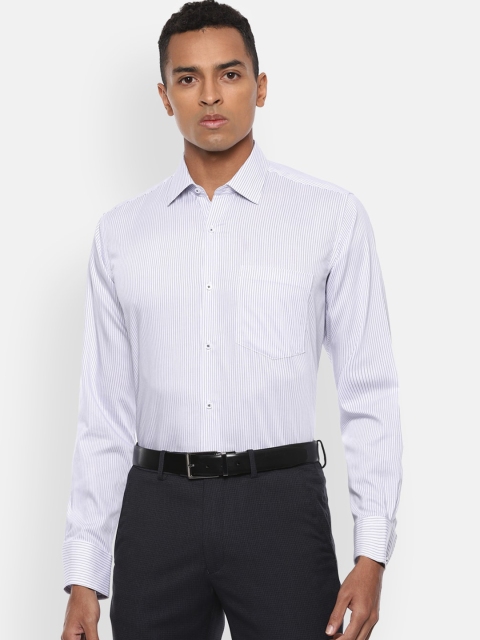 

Van Heusen Men White Regular Fit Checked Casual Shirt