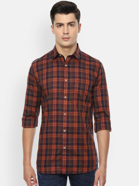 

Van Heusen Sport Men Red Slim Fit Checked Casual Shirt