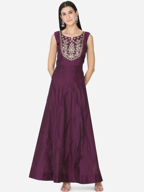 

Bombay Selections Women Purple Floral Yoke Design Thread Work Kurta With Shrug