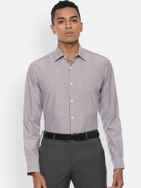 

Van Heusen Men White Regular Fit Checked Casual Shirt