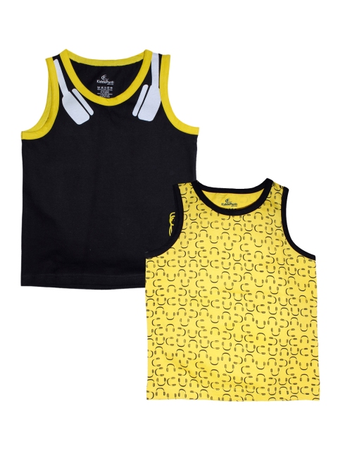 

KiddoPanti Boys Black Printed Round Neck T-shirt
