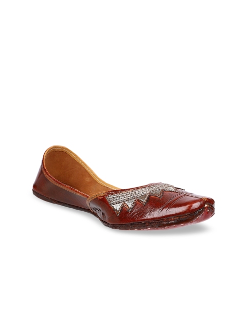 

Ta Chic Women Brown Woven Design Leather Mojaris