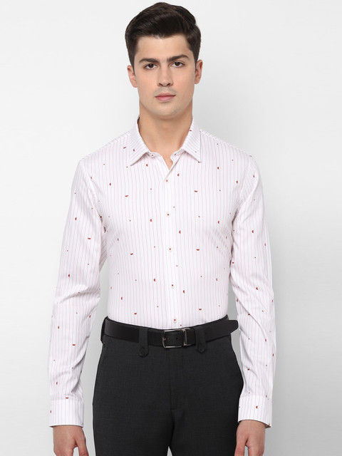 

SIMON CARTER LONDON Men White Regular Fit Striped Casual Shirt