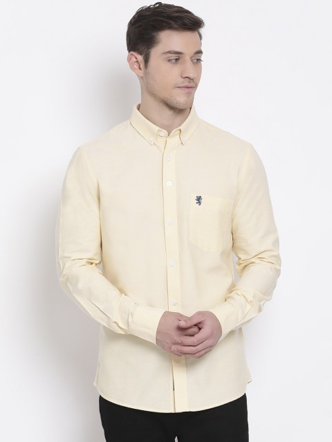 

Red Tape Men Yellow Regular Fit Solid Casual Shirt