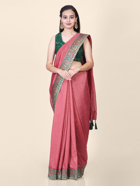 

Hastakala Pink Pashmina Embellished Jamdani Saree