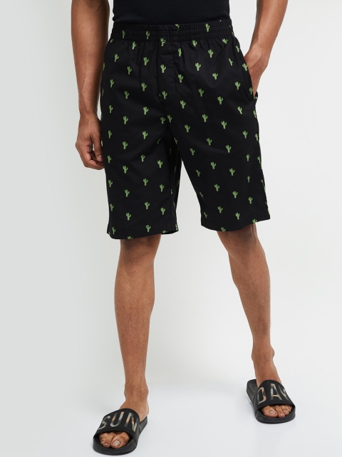 

max Men Black & Green Printed Lounge Shorts