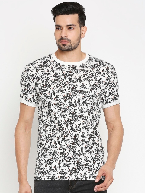 

Mufti Men White Printed Round Neck T-shirt