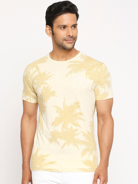 

Mufti Men Yellow Printed Round Neck Pure Cotton T-shirt