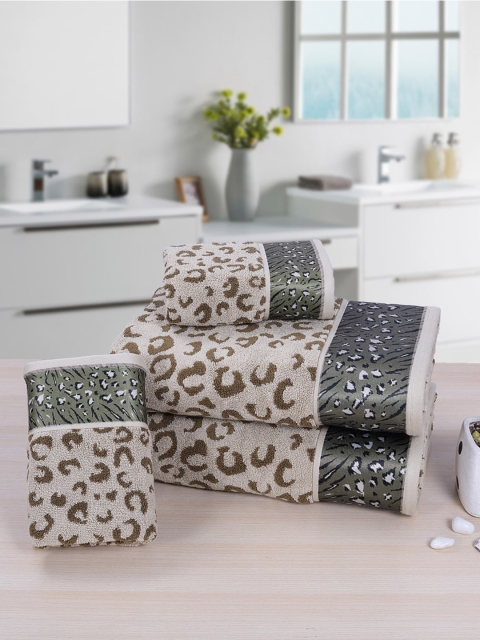 

RANGOLI Unisex Set Of 4 Olive Green & Beige Self Design 530 GSM Towel Set