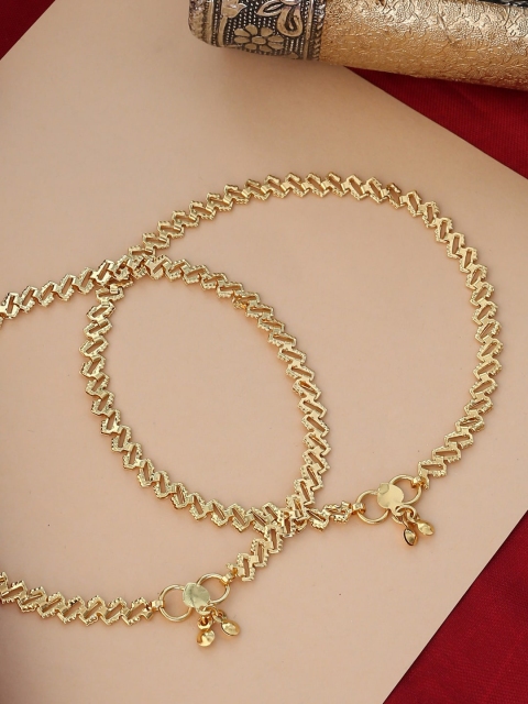 

Shoshaa Set Of 2 Gold-Plated Handcrafted Anklets
