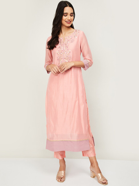 

Melange by Lifestyle Women Peach-Coloured Yoke Design Kurta with Trousers & Dupatta