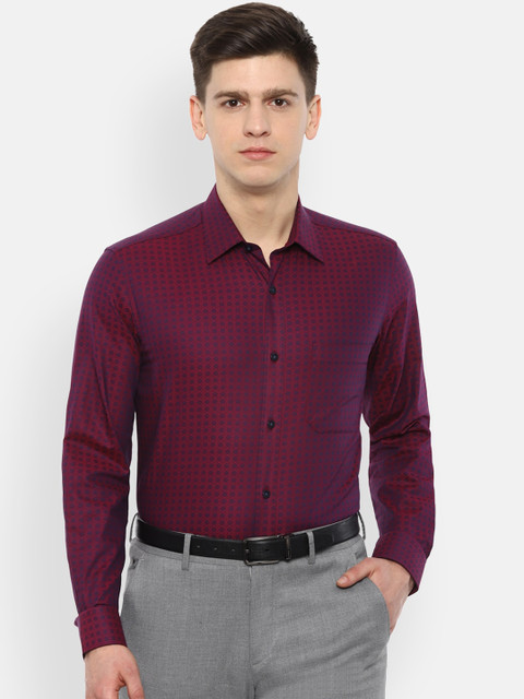 

Louis Philippe Men Maroon Slim Fit Printed Casual Cotton Shirt