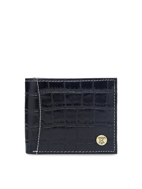 

Teakwood Leathers Men Black Textured Leather Two Fold Wallet