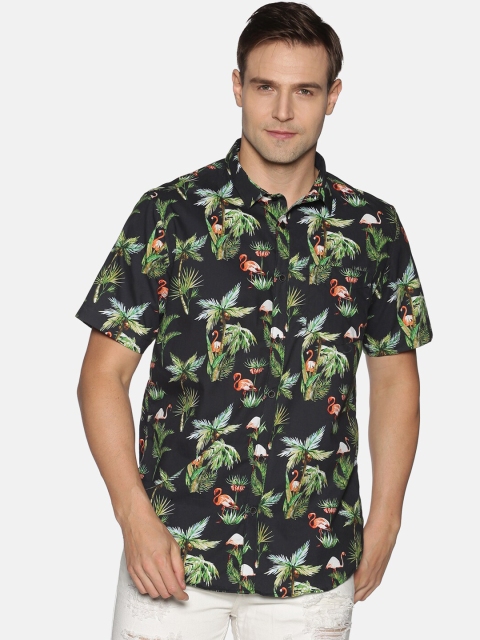 

Tusok Men Black Regular Fit Printed Cotton Casual Shirt