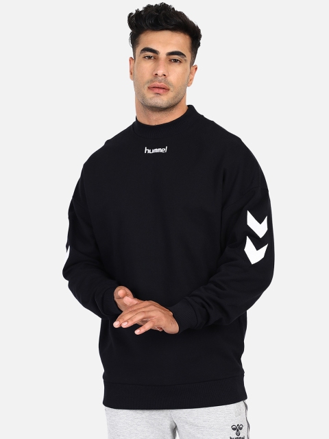 

hummel Men Black Solid Sweatshirt