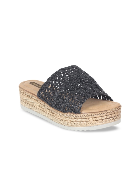 

Flat n Heels Women Black Textured Flatform Heels
