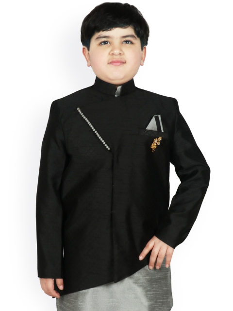 

SG YUVRAJ Boys Black Printed Tailored Jacket