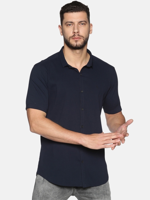 

SHOWOFF Men Navy Blue Slim Fit Solid Casual Shirt