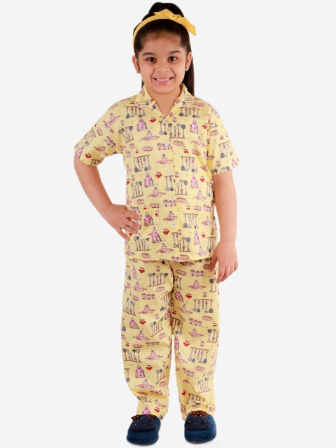 

KID1 Girls Yellow & Grey Printed Night Suit