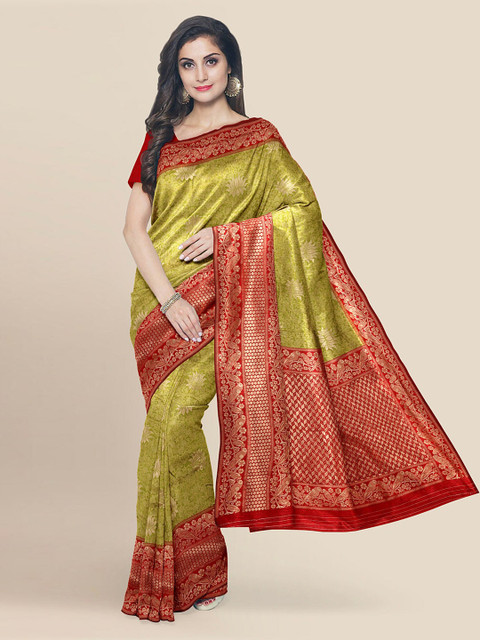 

KLM Fashion Mall Green & Red Silk Blend Woven Design Banarasi Saree