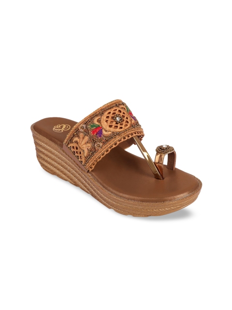 

Sole To Soul Women Bronze-Toned Embellished Wedges