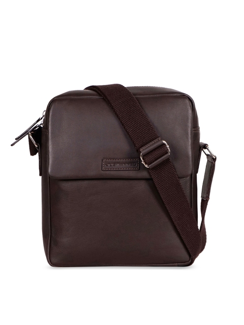 

Justanned Men Brown Textured Messenger Bag