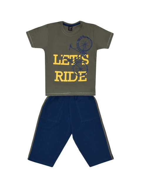 

Todd N Teen Boys Khaki & Navy Blue Printed T-Shirt With Pants