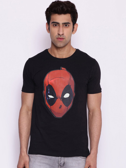 

Marvel Avengers Men Black & Red Deadpool Printed Round Neck T-shirt