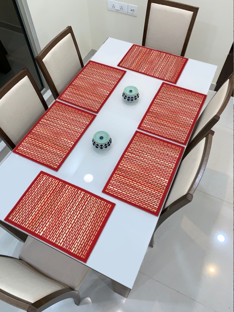 

HomeStorie Set Of 6 Red Textured Eco-Friendly River Grass Dining Table Mat