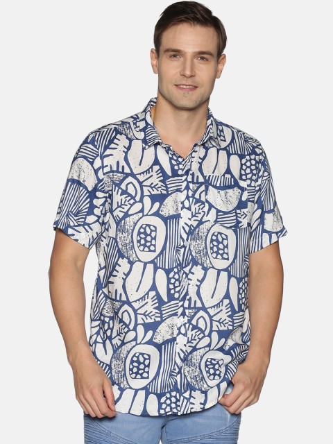 

Tusok Men Blue Regular Fit Printed Casual Shirt