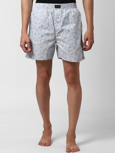 

Peter England Men Grey & Black Printed Cotton Boxers PEBSWRGBU87709
