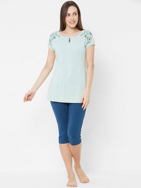 

Sweet Dreams Women Sea Green & Blue Solid Night Suit