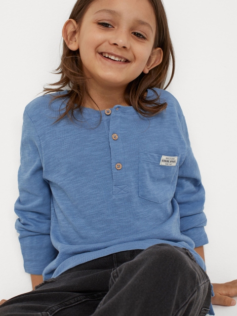 

H&M Boys Blue Solid Pure Cotton Henley Top