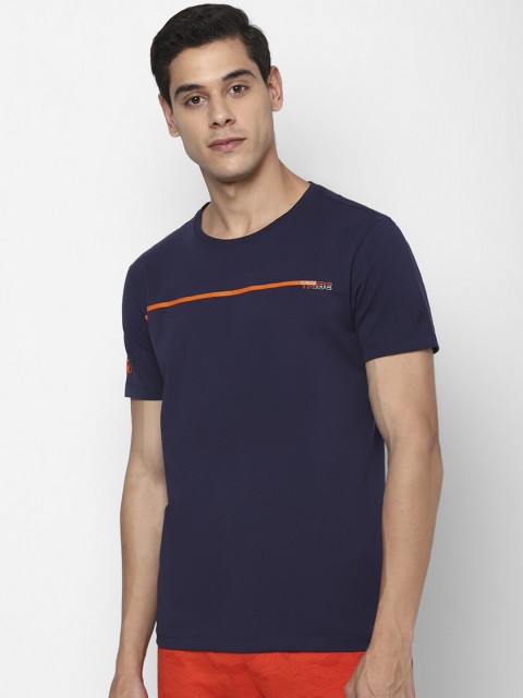 

Allen Solly Men Navy Blue Striped Round Neck T-shirt
