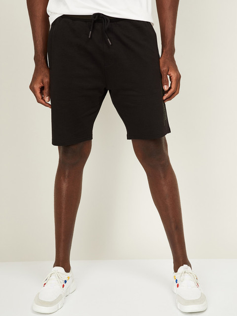 

Bossini Men Black Solid Regular Fit Regular Shorts