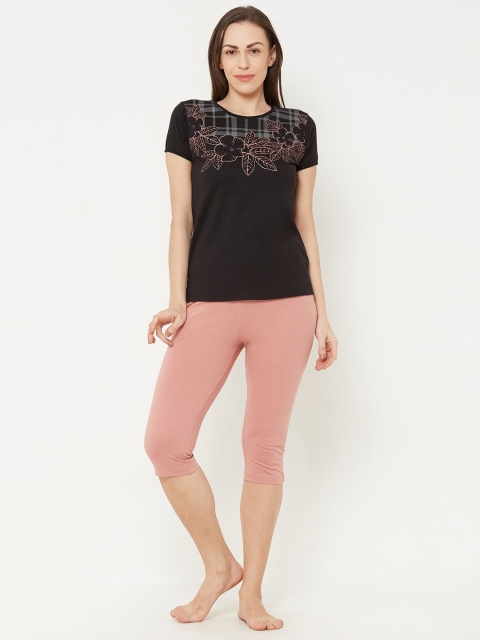 

Sweet Dreams Women Black & Peach-Coloured Printed Night suit
