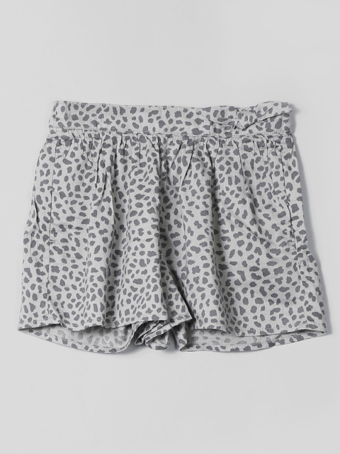 

GAP Girls Grey Cheetah Printed Regular Fit Hot Pants