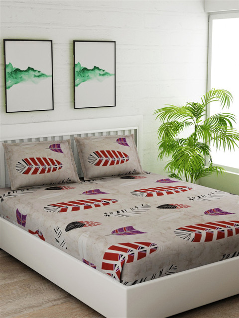 

Salona Bichona Beige & Maroon Conversational 180 TC Cotton 1 King Bedsheet with 2 Pillow Covers