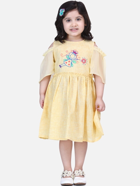 

LilPicks Girls Yellow Printed Fit and Flare Dress