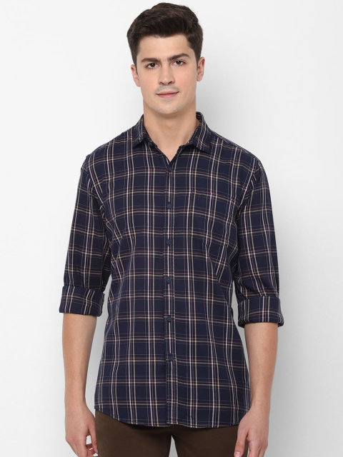 

Solly Jeans Co. Men Navy Blue Regular Fit Checked Casual Shirt