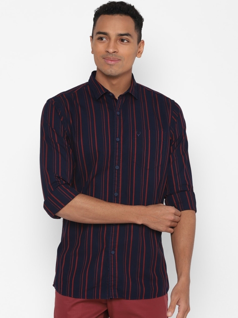 

Allen Solly Sport Men Navy Blue Regular Fit Striped Casual Shirt