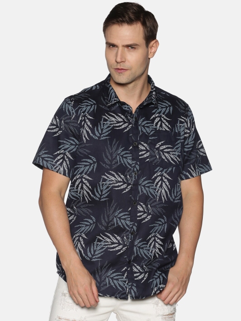 

Tusok Men Navy Blue Regular Fit Printed Cotton Casual Shirt