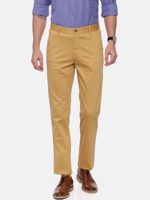 

CROYDON Men Beige Solid Tapered Fit Chinos