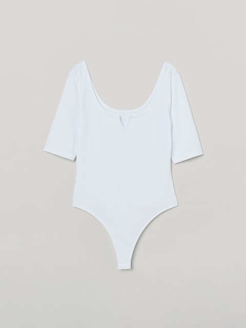 

H&M Women White Solid Ribbed Thong Body